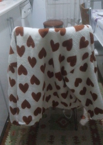 Kahverengi Kalp Desenli Çocuk Battaniyesi - Görsel 3