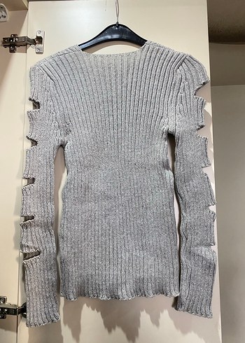 Gri V Yakalı Triko Kadın Kazak - Görsel 2