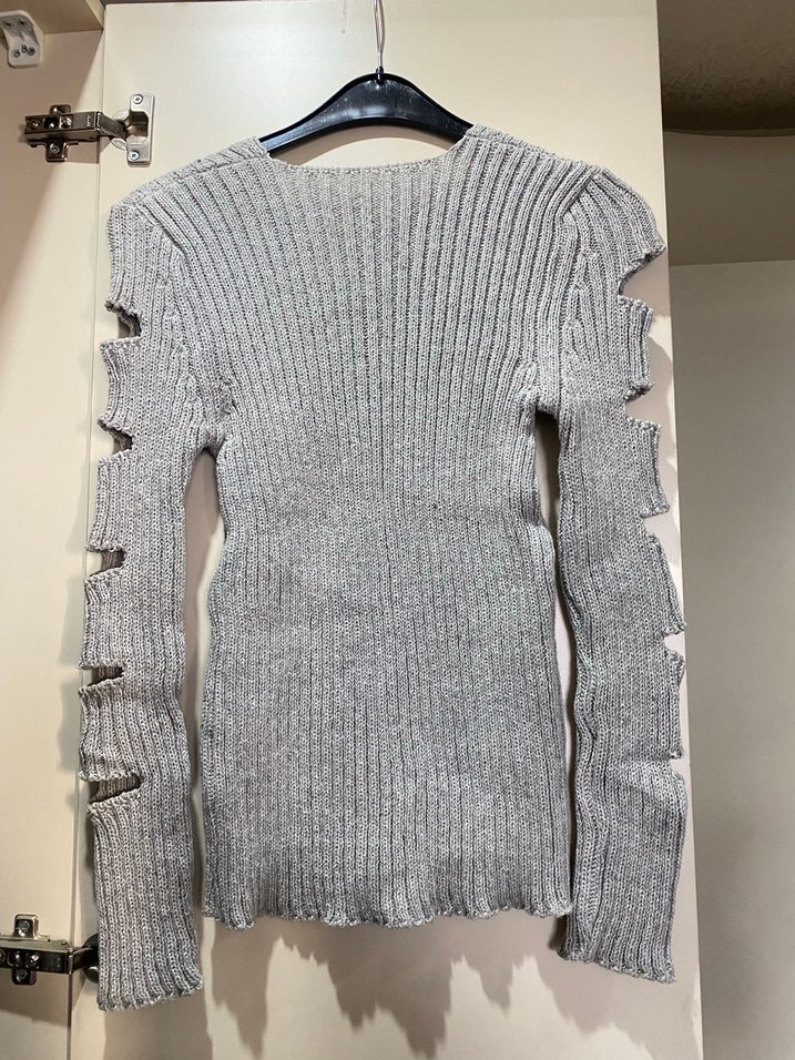 Gri V Yakalı Triko Kadın Kazak - Görsel 2