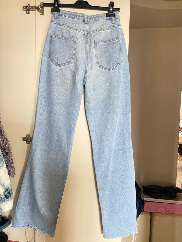 Gevşek Kesim Kot Pantolon - Görsel 2