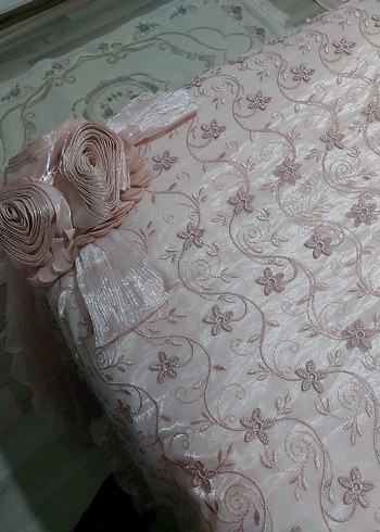 Nakışlı Pudra Pembe Yatak Örtüsü ve perde seti - Görsel 7