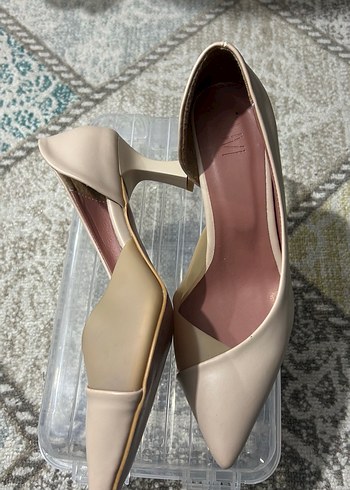 Bej Minimalist Stiletto Topuklu Kadın Ayakkabı - Görsel 4