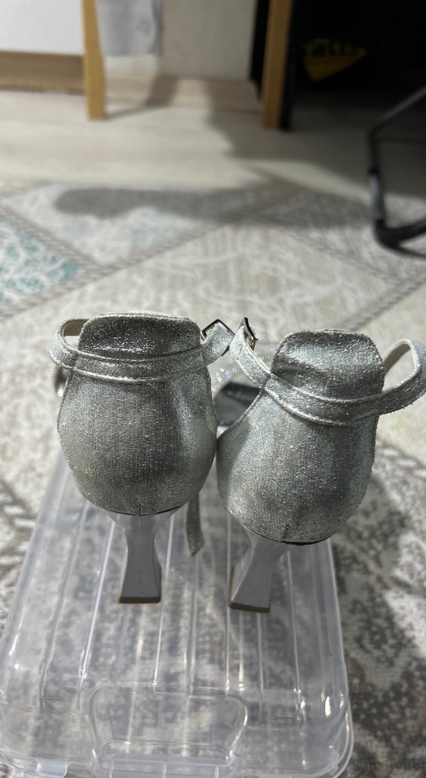 Marjin Beyaz Saten Taşlı Stiletto Abiye Ayakkabı - Görsel 4