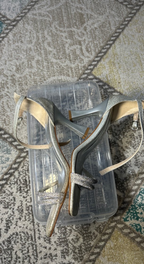 Marjin Beyaz Saten Taşlı Stiletto Abiye Ayakkabı - Görsel 3