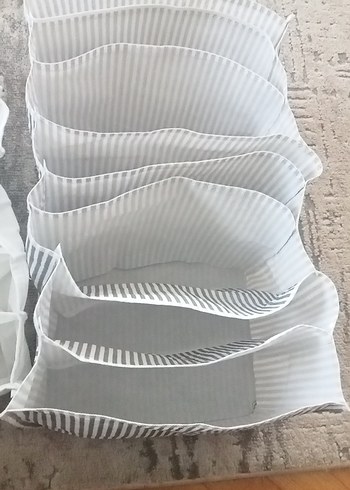 Beyaz Çok Gözlü Dolap Düzenleyici ve çizgili 
2 adet - Görsel 2