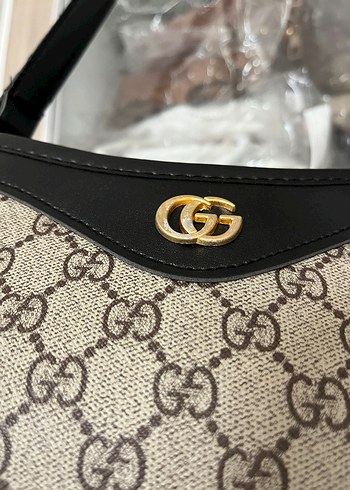 Klasik Siyah Tokalı Kadın Omuz Çantası - Görsel 11