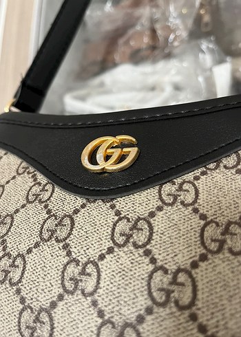 Klasik Siyah Tokalı Kadın Omuz Çantası - Görsel 2