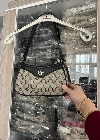 Klasik Siyah Tokalı Kadın Omuz Çantası - Görsel 5