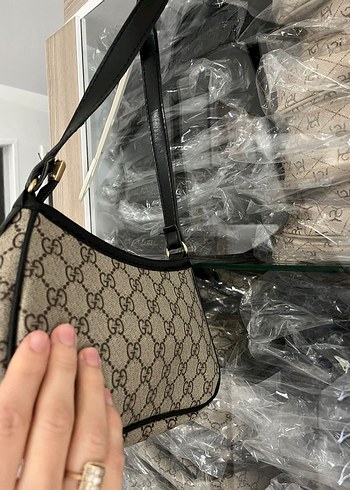 Klasik Siyah Tokalı Kadın Omuz Çantası - Görsel 3