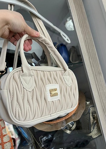 Bej Baskılı Deri Kadın El Çantası - Görsel 3