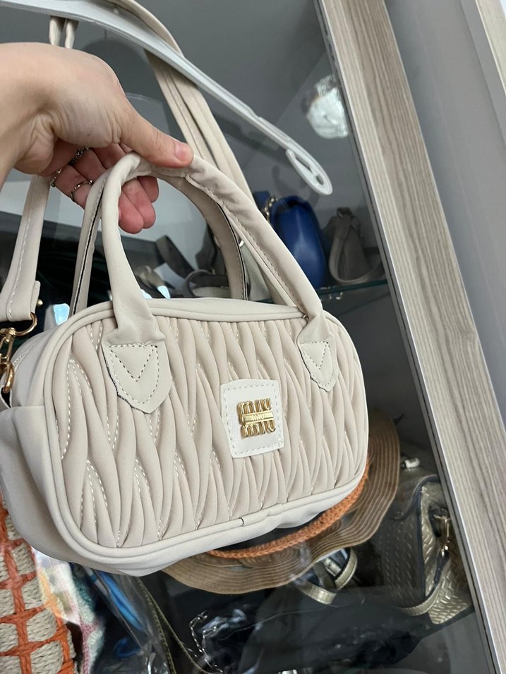 Bej Baskılı Deri Kadın El Çantası - Görsel 3