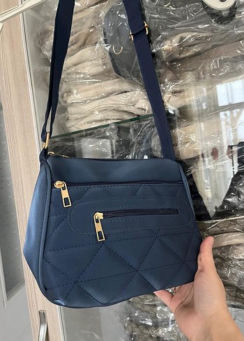 Koyu Mavi Fermuarlı Kadın Çanta - Görsel 3