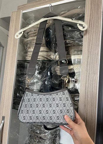 Gri Yılan Desenli Tokalı Kadın Çanta - Görsel 2