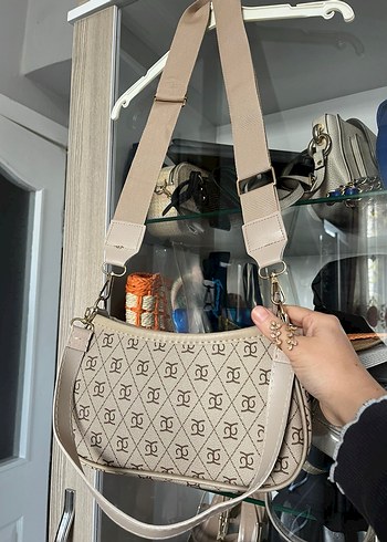 Bej Baskılı Tokalı Kadın Omuz Çantası - Görsel 10