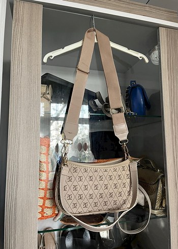 Bej Baskılı Tokalı Kadın Omuz Çantası - Görsel 11