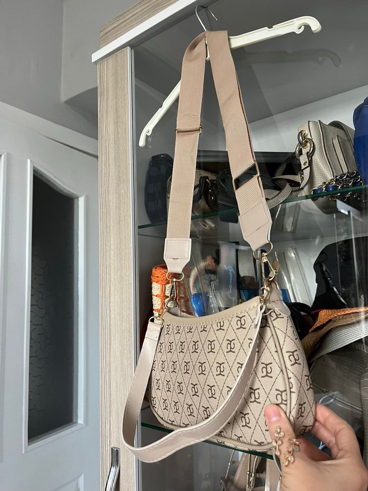 Bej Baskılı Tokalı Kadın Omuz Çantası - Görsel 5