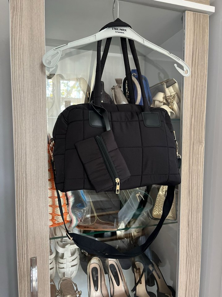 Siyah Fermuarlı Kadın El Çantası - Görsel 5