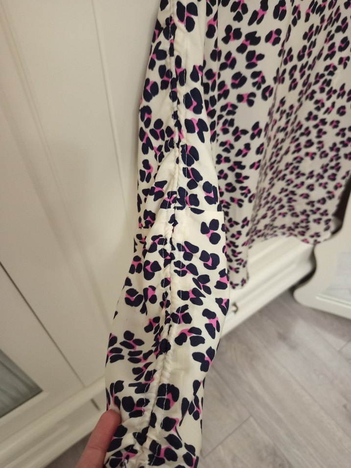 Koton Kadın Uzun Kollu Desenli Bluz - Görsel 3