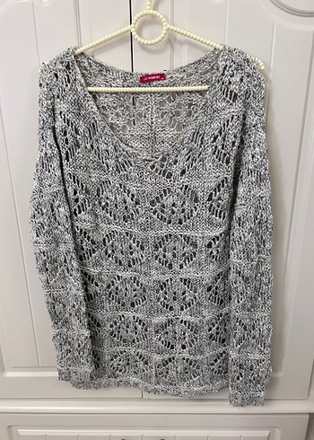 LC Waikiki Gri V Yakalı Örgü Kadın Kazak - Görsel 3