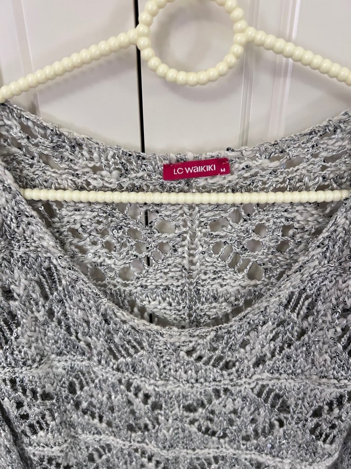 LC Waikiki Gri V Yakalı Örgü Kadın Kazak - Görsel 4