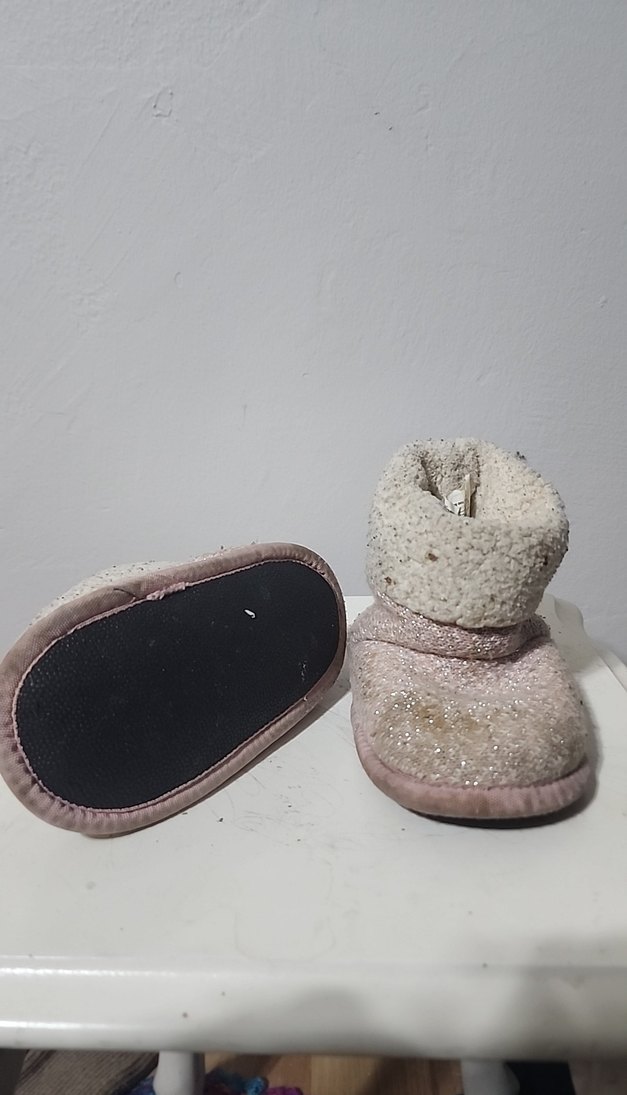 Kız Çocuk Pembe Örgü Sıcak Ev Terliği - Görsel 2