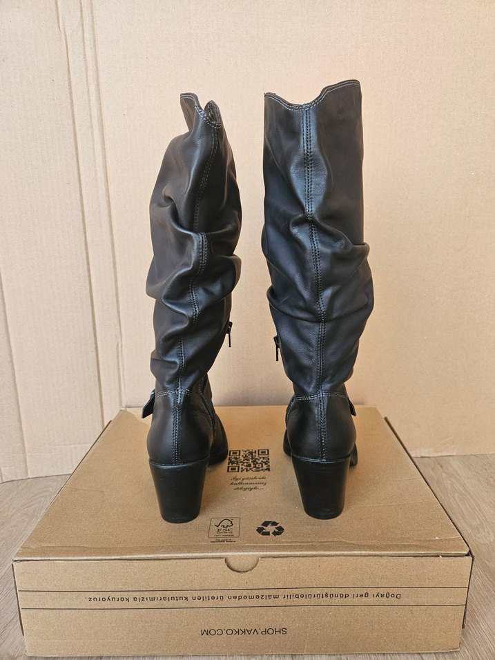 FreeMood Deri Tokalı Çizme - Görsel 4