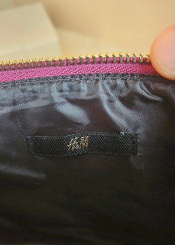 H&M Fuşya Makyaj Çantası - Görsel 2