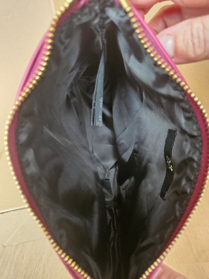 H&M Fuşya Makyaj Çantası - Görsel 3