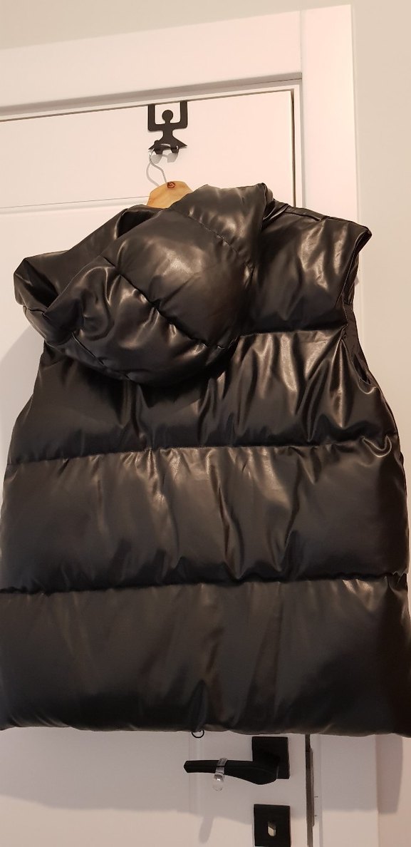 Kadın Siyah Deri Kapitone Yelek - Görsel 4