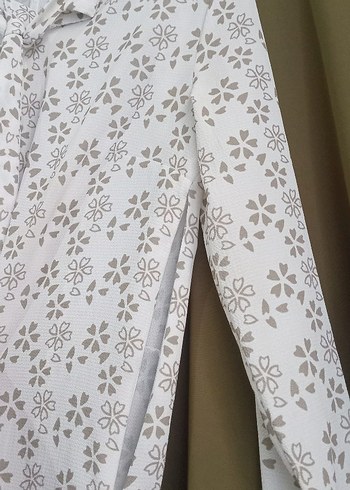 Uzun Kollu Desenli Beyaz Pamuklu Gömlek ve kombine etek - Görsel 2