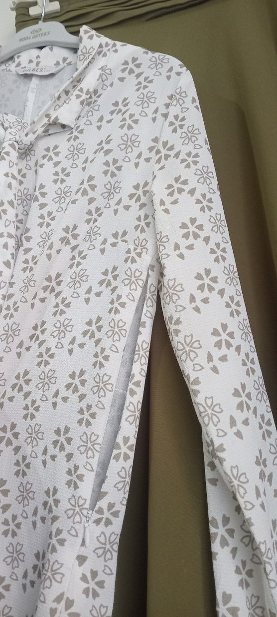 Uzun Kollu Desenli Beyaz Pamuklu Gömlek ve kombine etek - Görsel 2