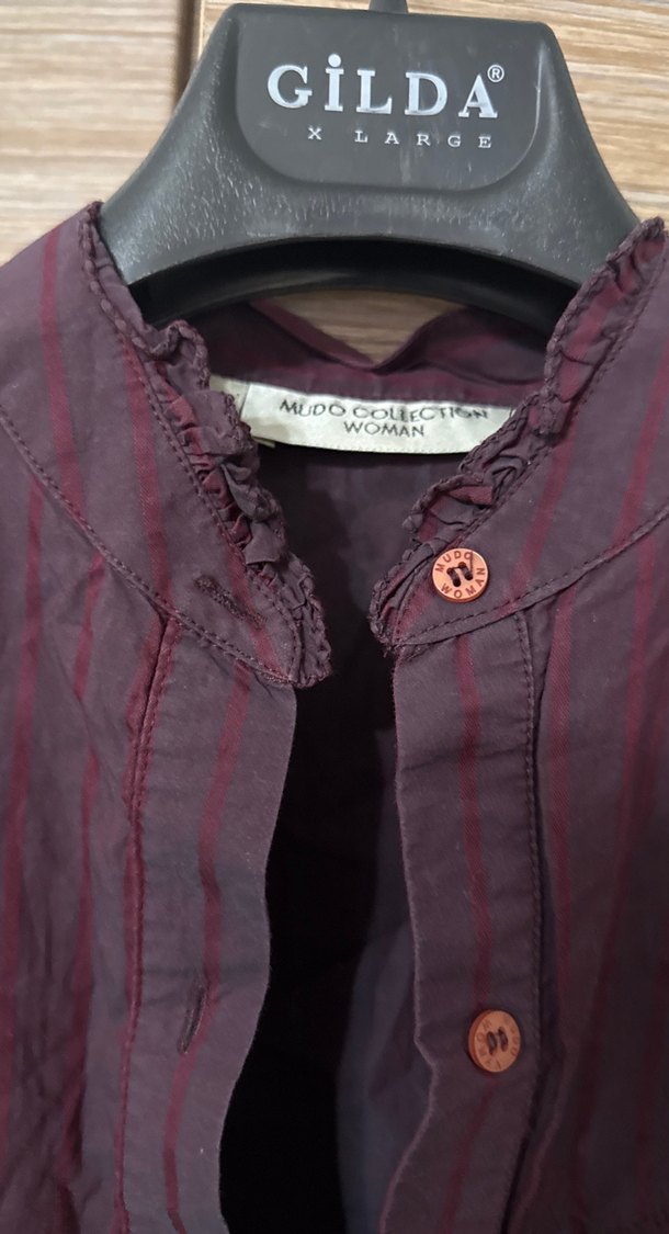 Bordo Düğmeli Uzun Kollu Keten Gömlek - Görsel 2