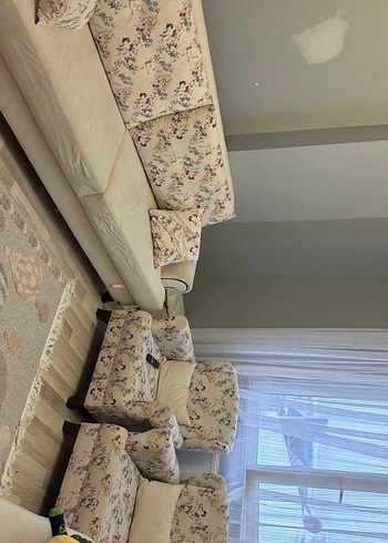 Çiçek Desenli Modern Klasik Beyaz Koltuk - Görsel 4