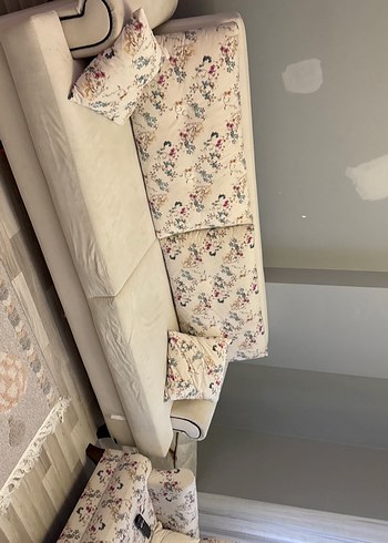 Çiçek Desenli Modern Klasik Beyaz Koltuk - Görsel 3