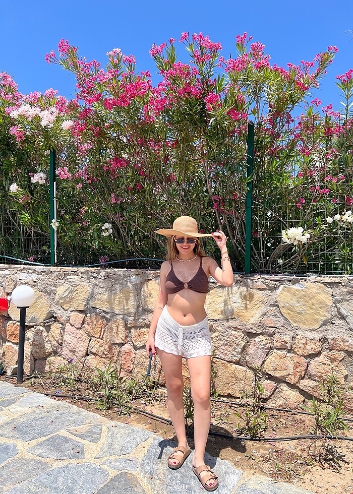 Bikini üstü şort - Görsel 3