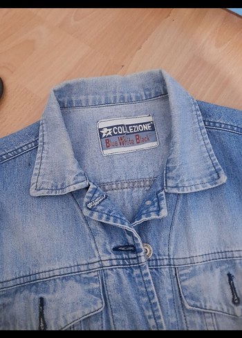 Düğmeli Kolsuz Kısa Denim Ceket - Görsel 3