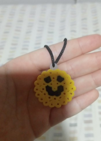 Sarı Boncuklu Gülümseyen Yüz Anahtarlık - Görsel 2