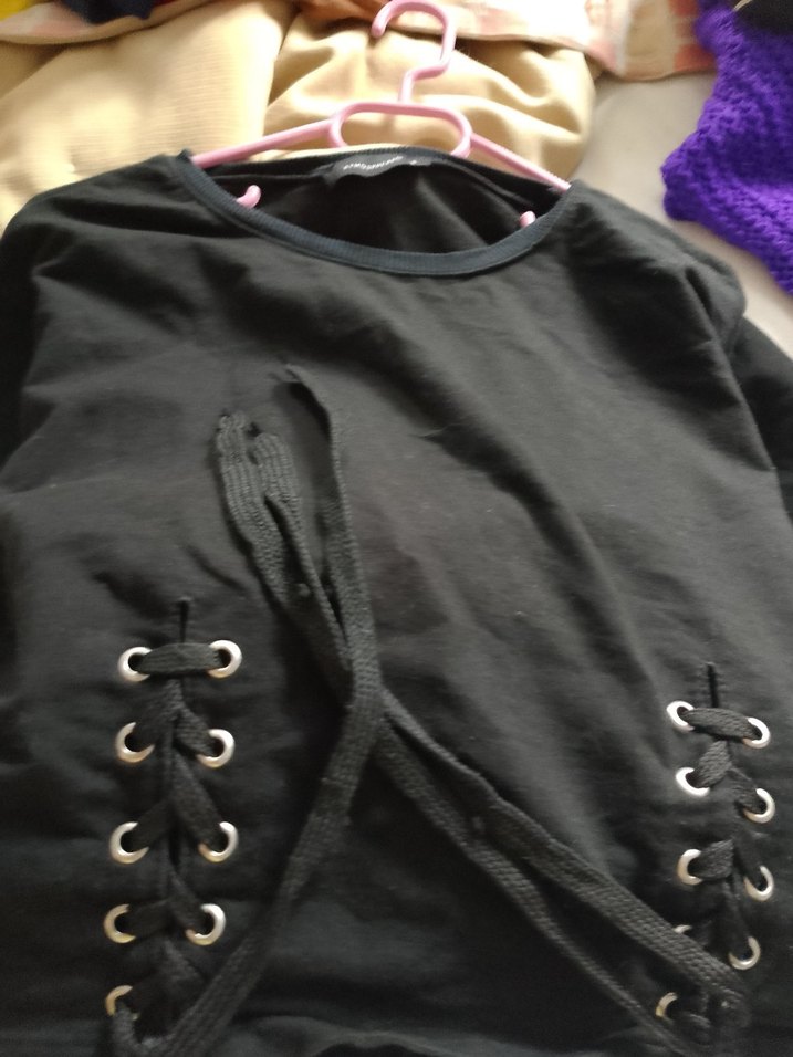 Siyah Süet Düğmeli Kadın Sweatshirt - Görsel 3