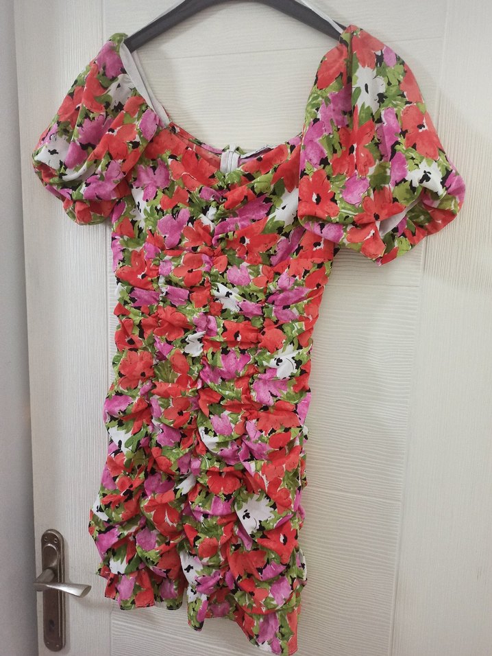 Çiçek Desenli Renkli Mini Elbise - Görsel 5