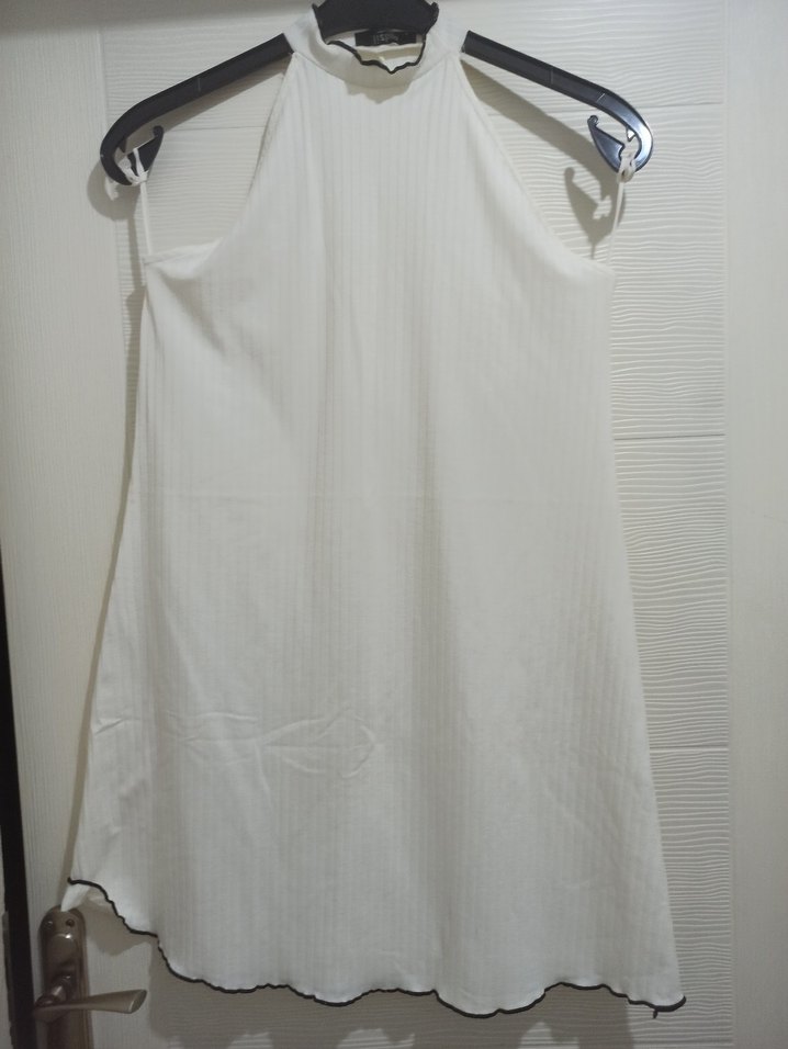 Beyaz Pilili Kolsuz Midi Elbise - Görsel 2