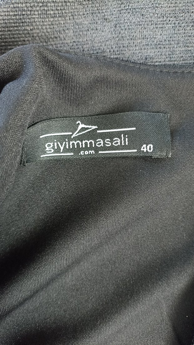 Payet kumaş, tül kollu şık elbise - siyah - Görsel 3