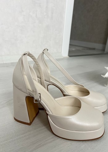 Beyaz Platform Topuklu Kadın Abiye Ayakkabı - Görsel 2