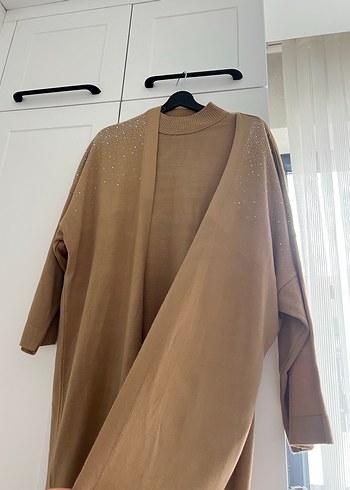 Bej Parlak Uzun Kadın Sabahlık - Görsel 2