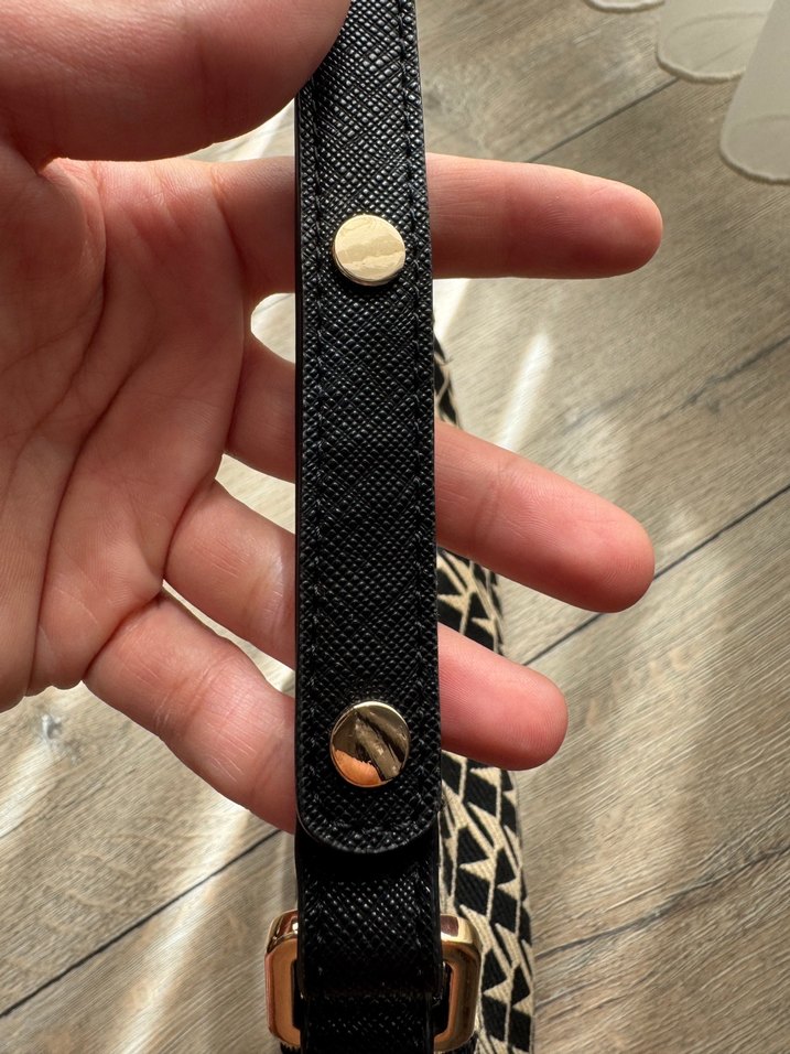 Mango monogram çanta - Görsel 4