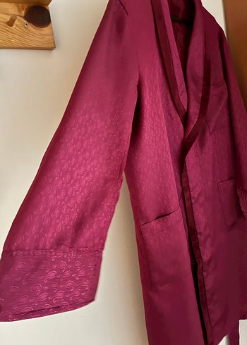 Bordo V Yakalı Kısa Kollu Hemşirelik Sabahlığı - Görsel 3