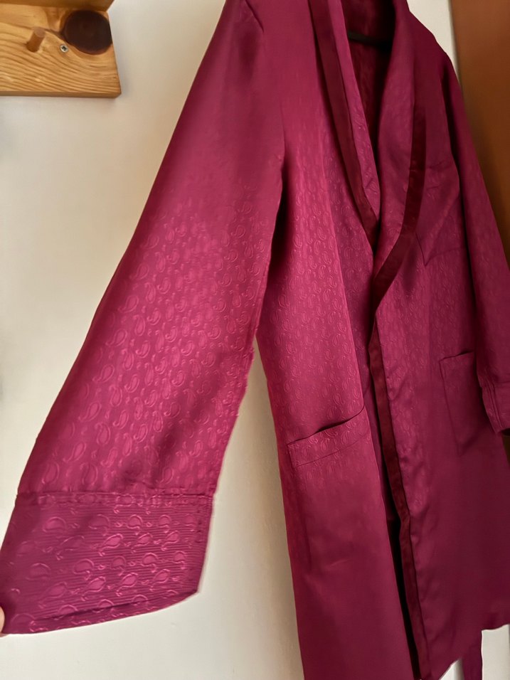 Bordo V Yakalı Kısa Kollu Hemşirelik Sabahlığı - Görsel 3