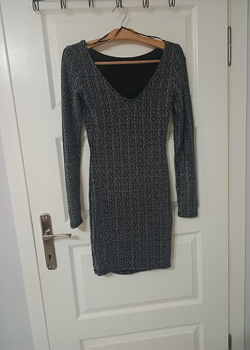 kadın sırt dekolteli abiye elbise - Görsel 2