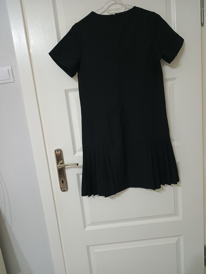 Kadın Siyah Pilili Midi Elbise - Görsel 3