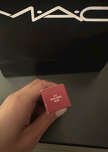 MAC Kırmızı Ruj - Görsel 5