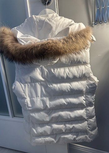 Beyaz Kürklü Kadın Şişme Yelek - Görsel 3